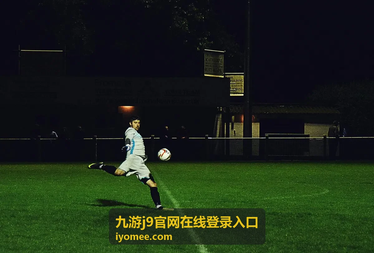 世界杯德国战绩全解析：四冠王的历史荣光与近况